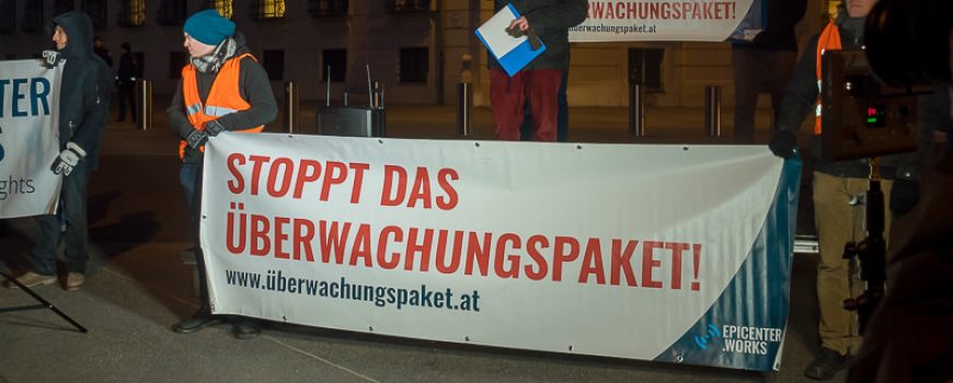 Überwachung zerstört Freiheit Überwachung zerstört Freiheit, 26. Feb. 2018 
26.02.2018, Wien, Ballhauplatz. "Überwachung zerstört Freiheit." Demo gegen das Überwachungspaket von der Schwarz-Blauen Bundesregierung von epicenter.works. Fotocredit CC-BY Karola Riegler