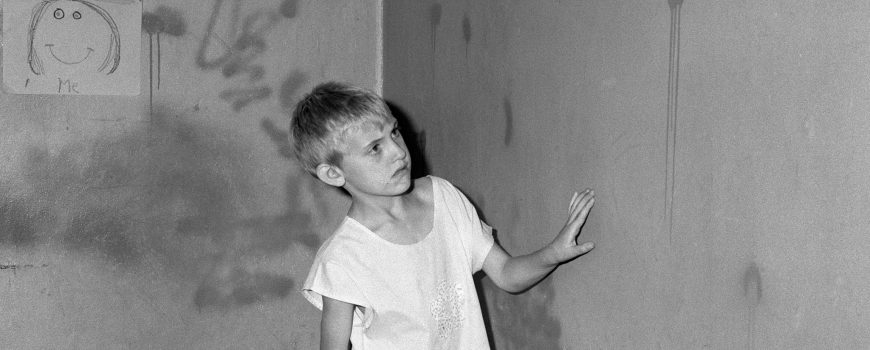 Roger Ballen, Girl in white dress, 2002