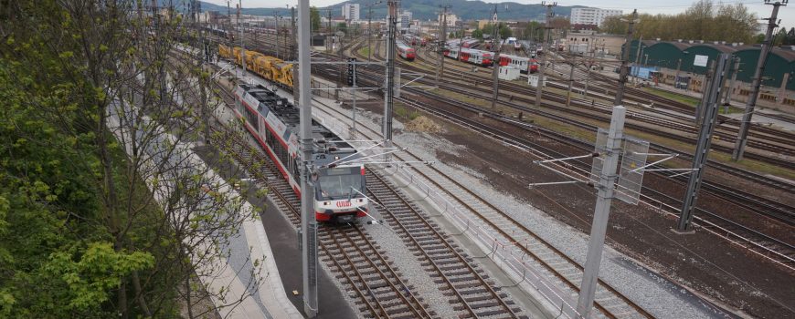 DSC09577 Neue Ausfahrt LILO aus Hbf, 8.5. ek