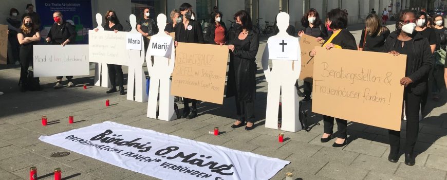 Demo_Frauenmorde_Queteschiner Stoppt Femizide - Demo in Linz