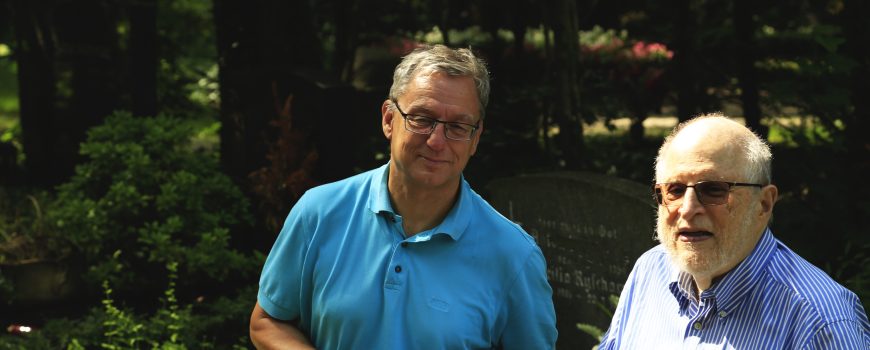 Friedhofsfoto Steve und Walter Walter Lenz und Stephen Sokolov