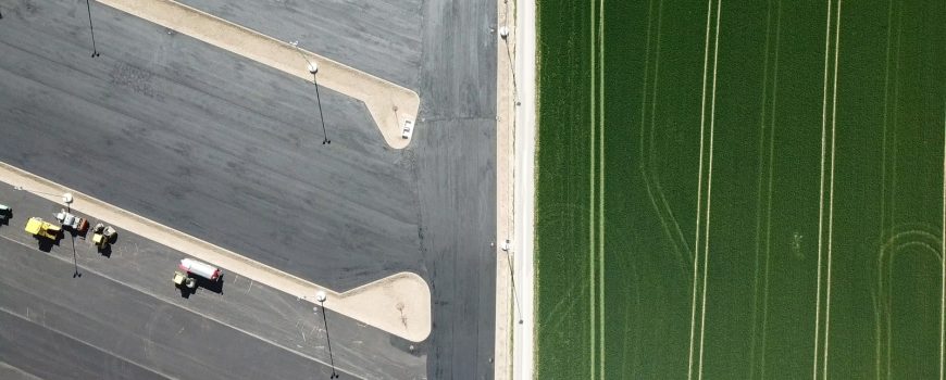 Verbaute Erde - Parkflächen statt Ackerland