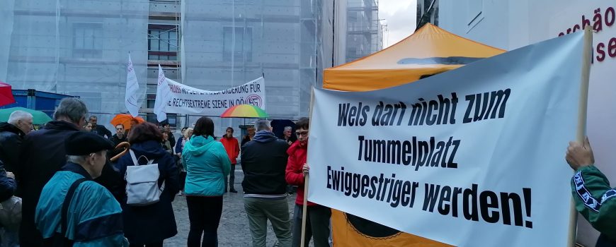 Mahnwache gegen Rechtsextremismus in Wels Mahnwache gegen Rechtsextremismus in Wels