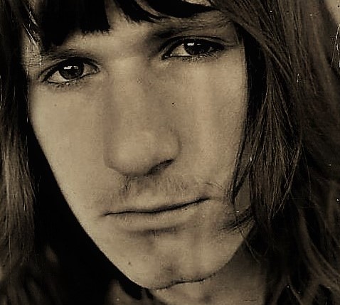 1977.Zaluda