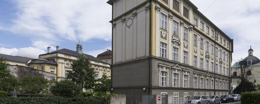 1280px-Linz_Bundesrealgymnasium_Fadingerstraße-870x350