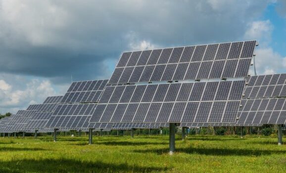 photovoltaic-system-2742304-1920-578x400