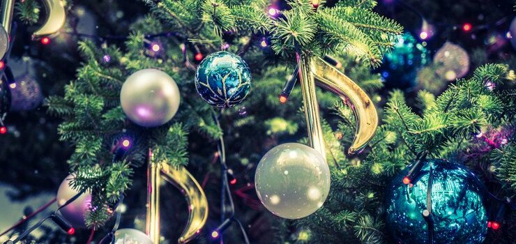 weihnachtsdekoration-ornament-hintergrund_74190-5059