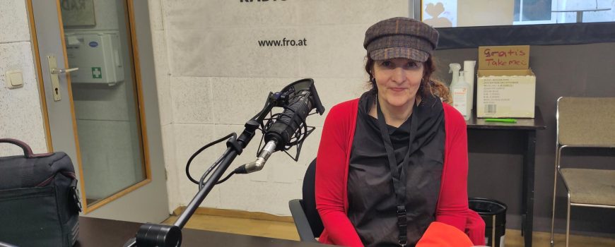 Carola Mair
