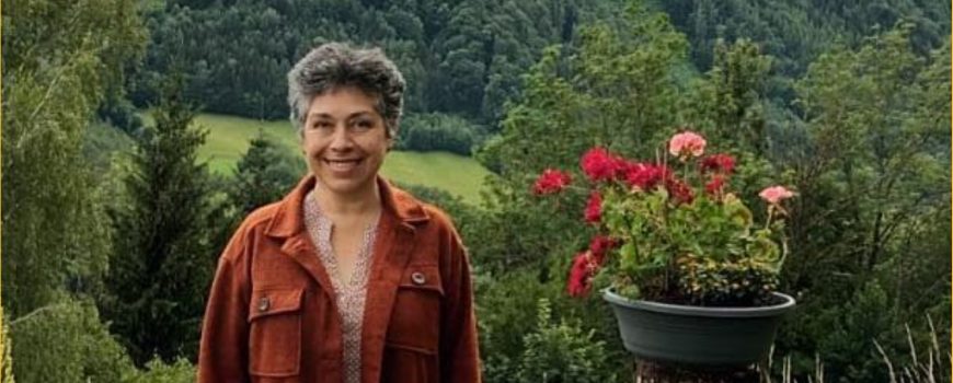 Gina R. Navarro