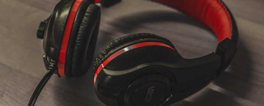 headphones-4261115_960_720