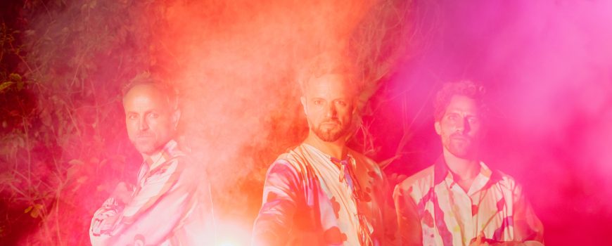 Elektro Guzzi-2L-2025_©KLAUS PICHLER_Outfits by Ferrari Zöchling Outfits by Ferrari Zöchling