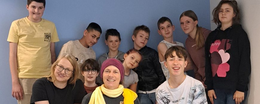 Schüler:innen des schulradio Projekt der Peter Petersen Landeschule 2026 Gruppenbild von Schüler:innen der Peter Petersen Landeschule