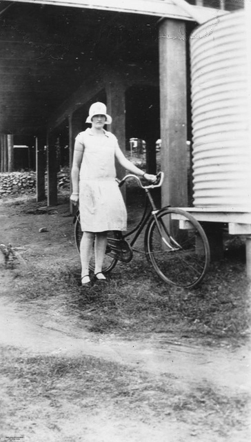 d74994ed496b94e0d858b7d4597a4b17.jpg Unknown, State Library of Queensland