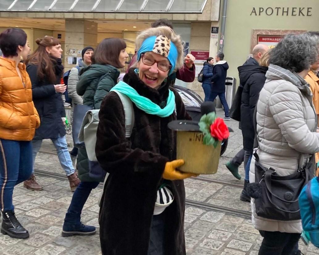 Helga Schager von "X_XY (Un)gelöst und (Un)erhört!"