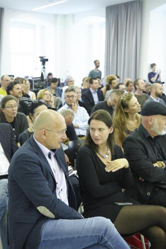 Konrad Mitschka (ORF Generaldirektion) im Gespräch mit Maren Beaufort (Österreichische Akademie der Wissenschaften)IMG 4274